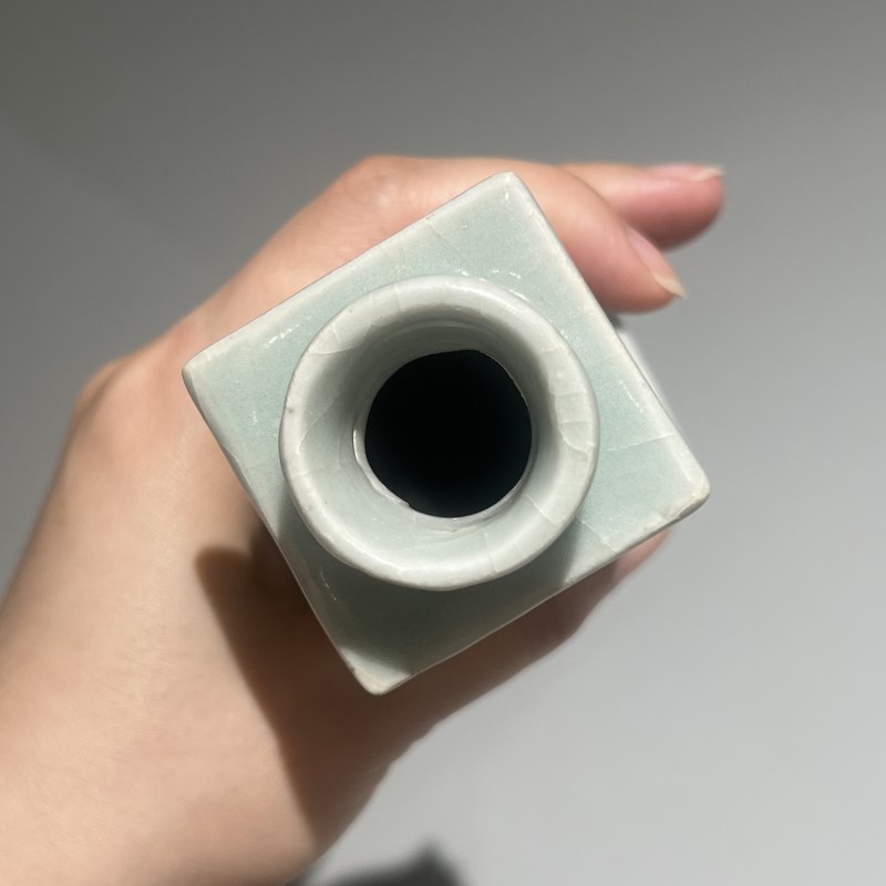 明代 青白釉琮式瓶一对 - 图13