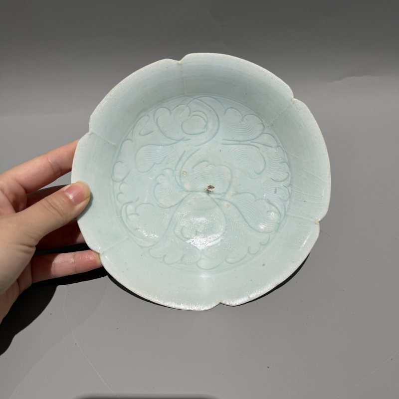 明代 青白釉刻花出筋盘 - 图5