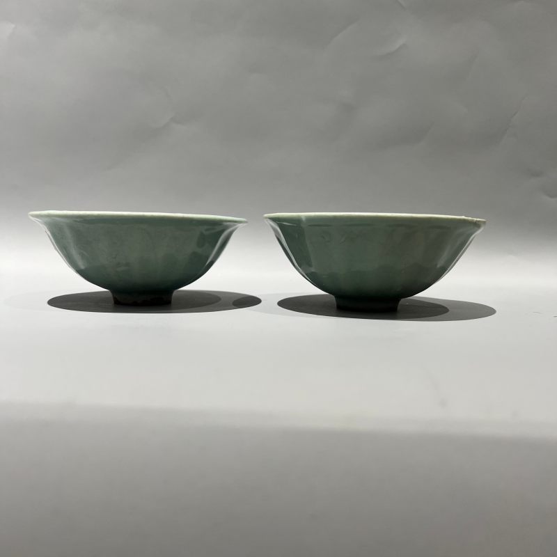 明代 龙泉窑粉青釉茶盏一对 - 图3