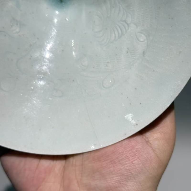 明代 青白釉针挑工斗笠盏 - 图7