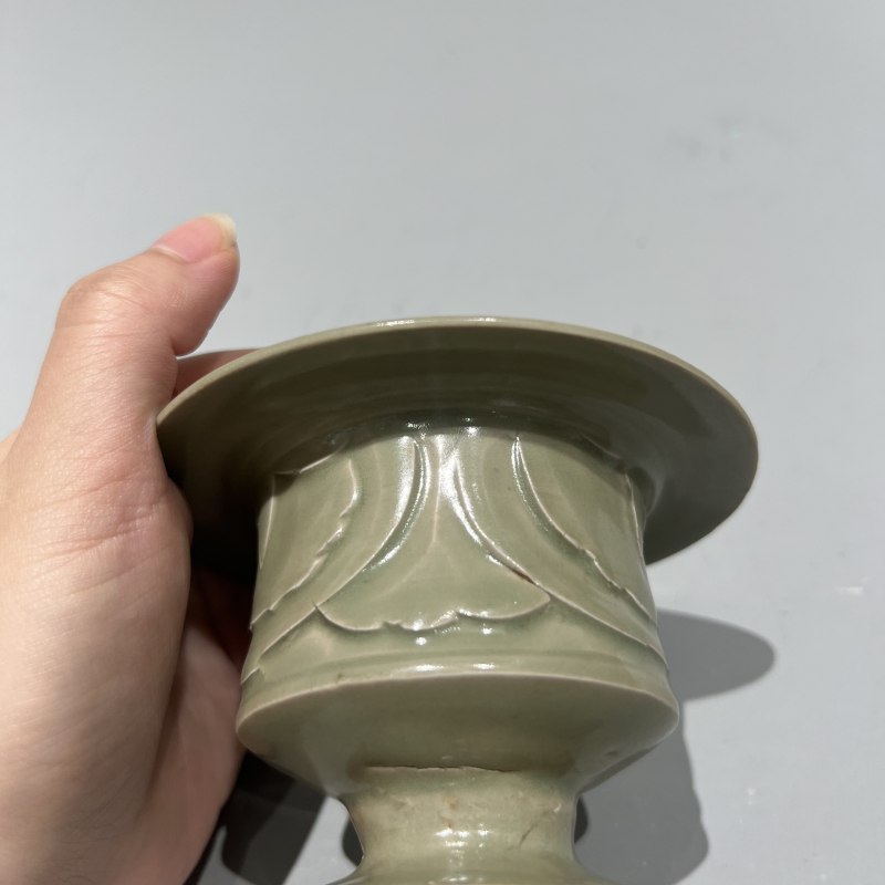 明代 青釉剔花行炉 - 图3