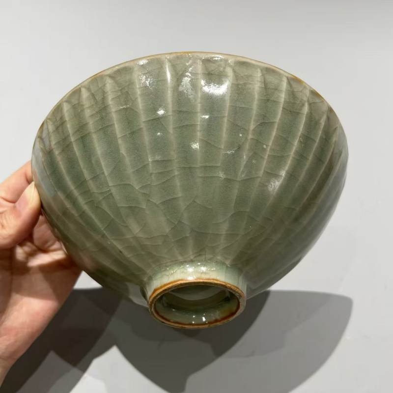 明代 龙泉窑青釉莲瓣碗 - 图3