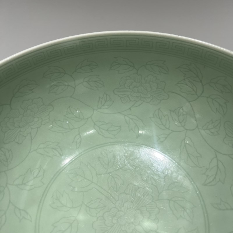 清雍正 青釉缠枝纹碗 - 图6
