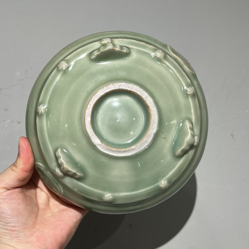 明代 龙泉窑梅子青釉兽足炉 - 图6