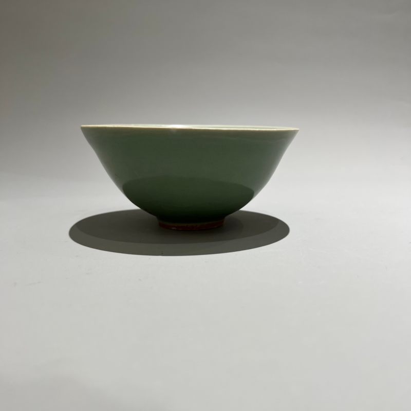 明代 龙泉窑青釉深腹刻花盏 - 图3