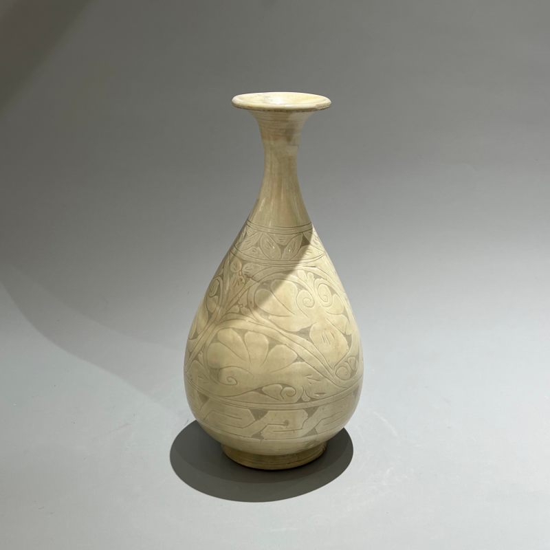 明代 白釉刻花玉壶春瓶 - 图2