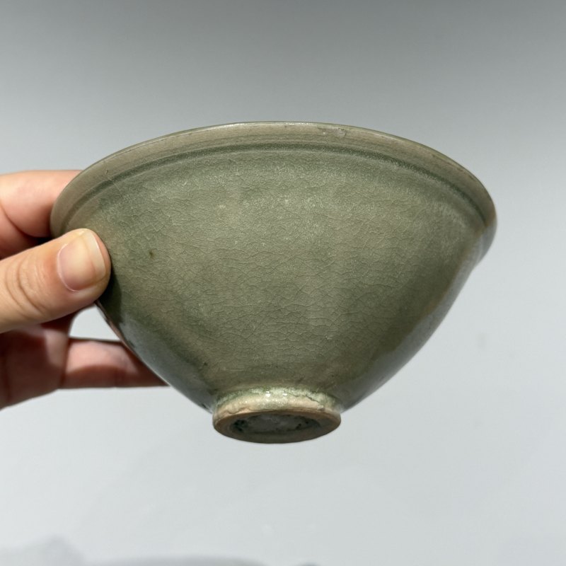 明代 青釉婴戏摩羯纹盏 - 图6