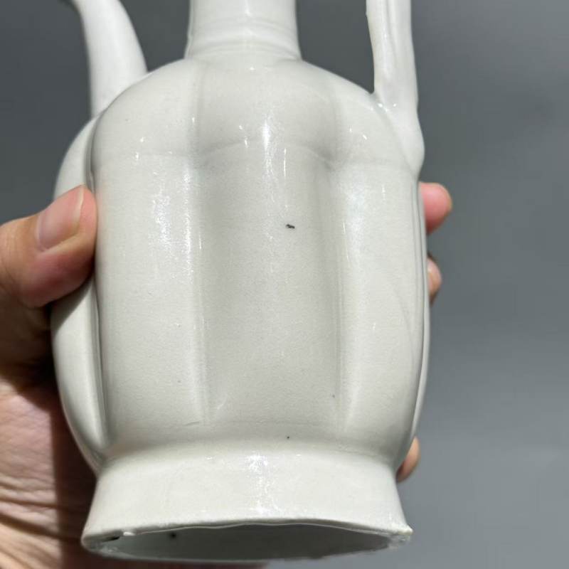 明代 青白釉执壶、四组杯托一套 - 图24