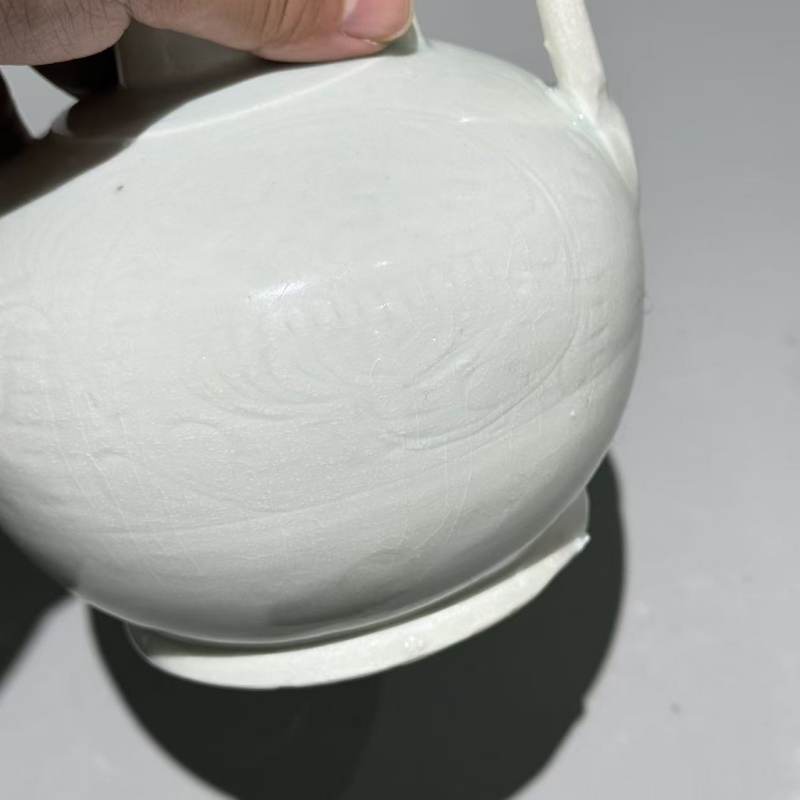 明代 青白釉狮钮执壶、莲瓣纹温碗一套 - 图15