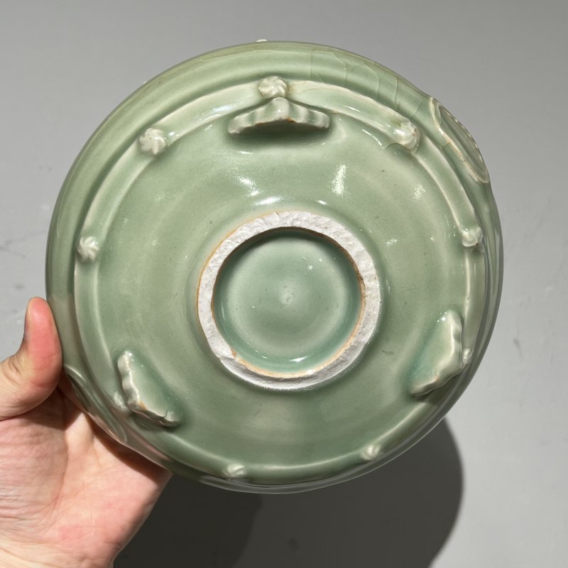 明代 龙泉窑梅子青釉兽足炉 - 图7