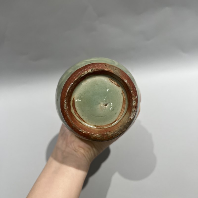 明代 龙泉窑梅子青釉刻花玉壶春瓶 - 图7