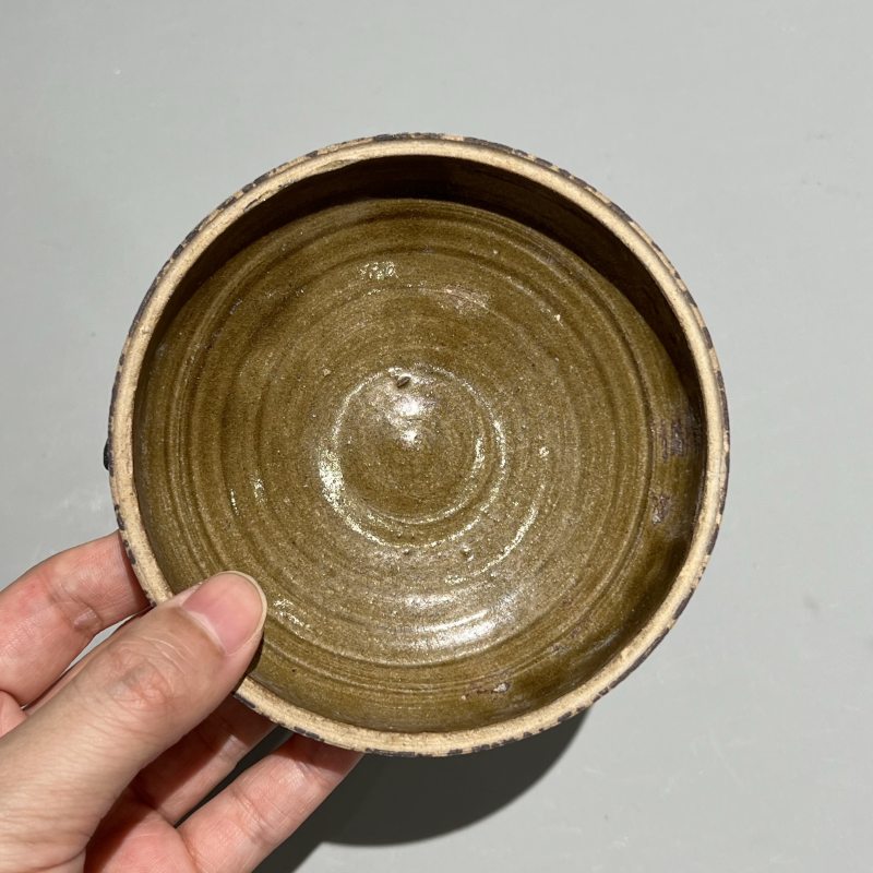 明代 磁州窑彩绘莲花纹盒 - 图6
