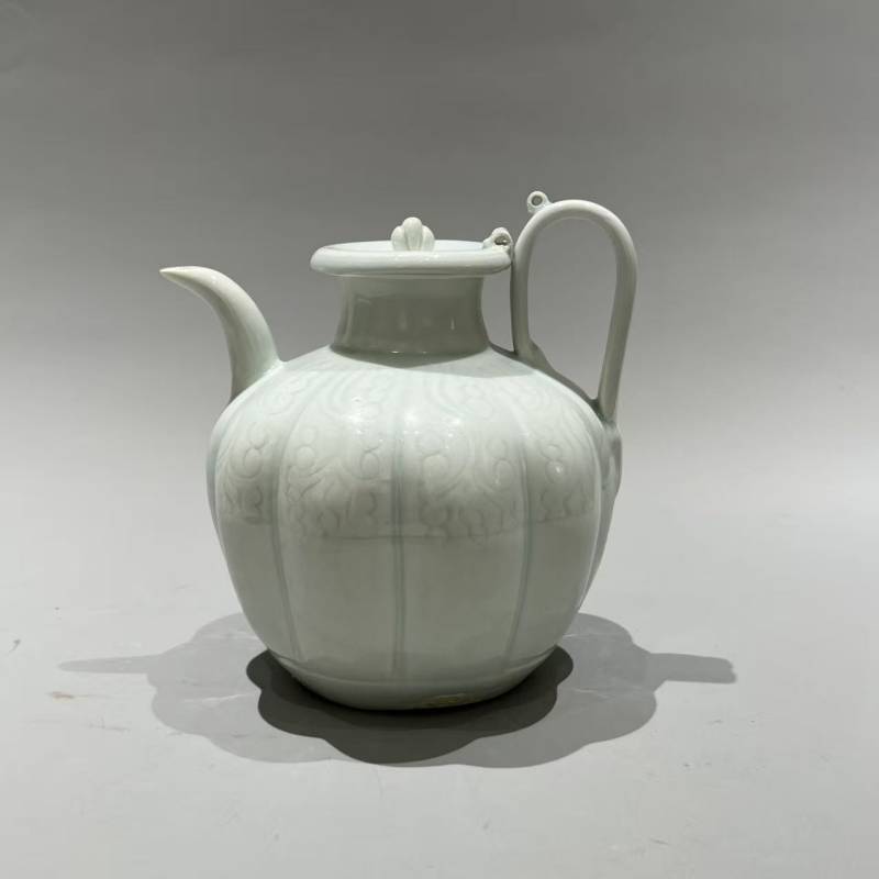 明代 青白釉刻花瓜棱执壶 - 图5
