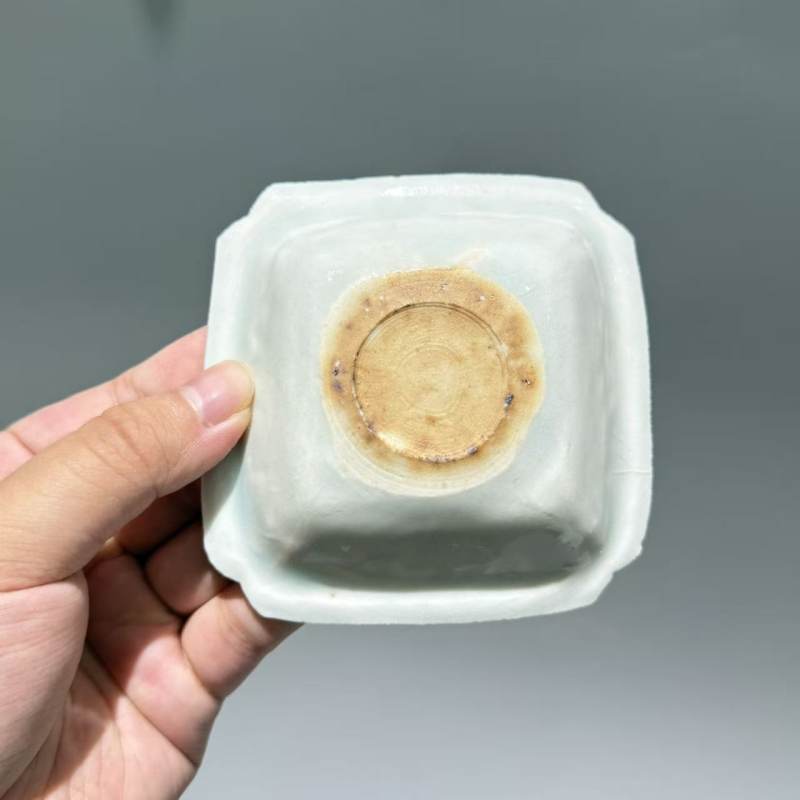 明代 青白釉四方盘一组六个 - 图13