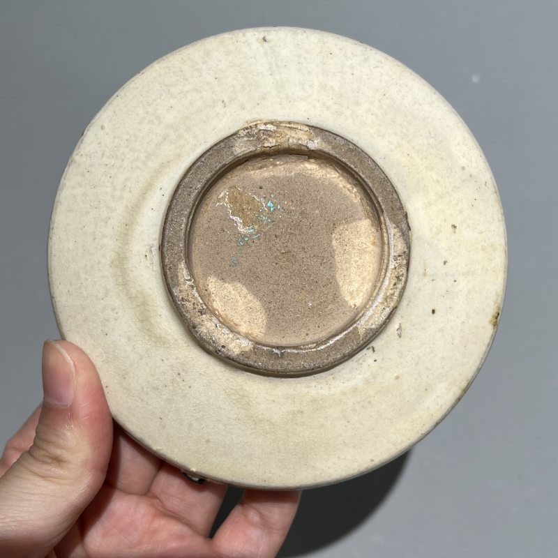 明代 磁州窑彩绘莲花纹盒 - 图8