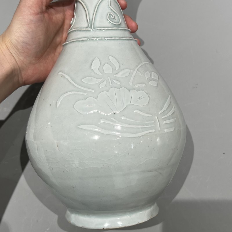 元代 枢府窑卵白釉印花玉壶春瓶 - 图2