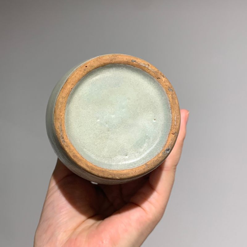 明代 龙泉窑青釉摩羯鱼耳瓶 - 图4
