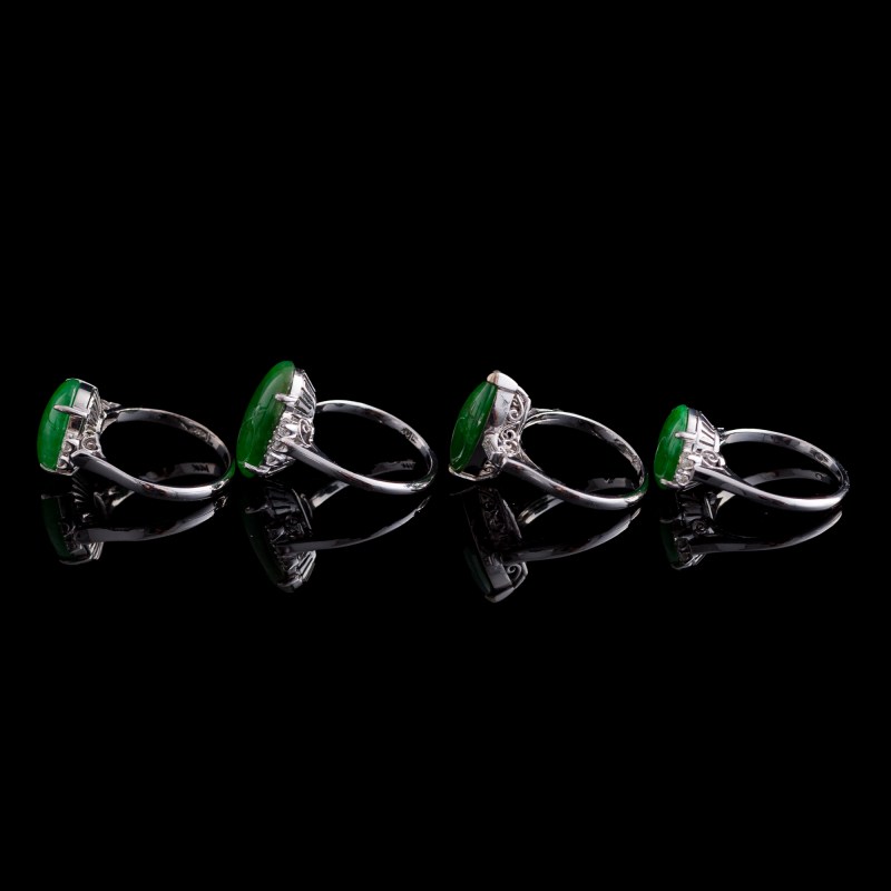 金屬鑲翡翠戒指四隻 | Four Chinese jadeite-set metal rings - 图2