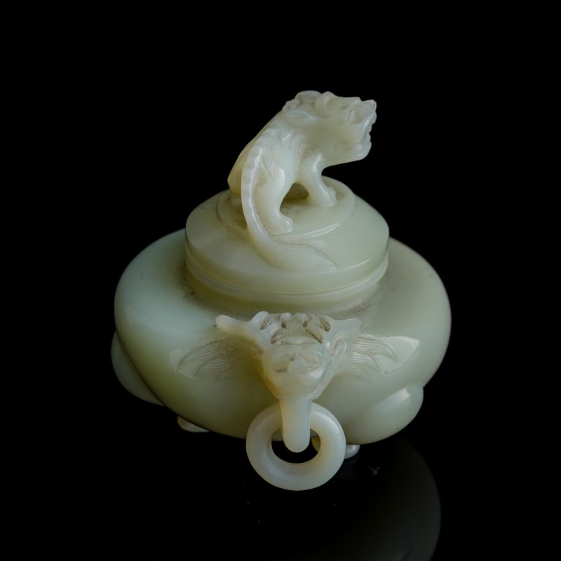 十九世紀 料器獅鈕蓋爐 | A Chinese glass covered censer with lion finial, 19th century - 图4