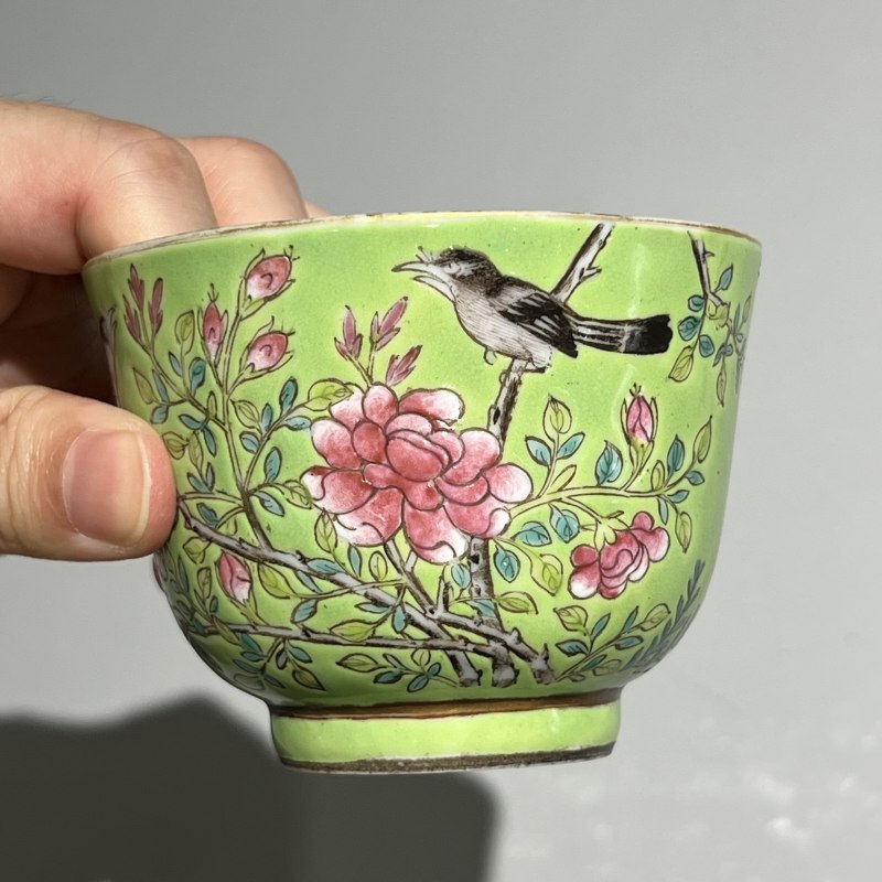 清光绪 绿地粉彩大雅斋风格花鸟纹茶碗 - 图7