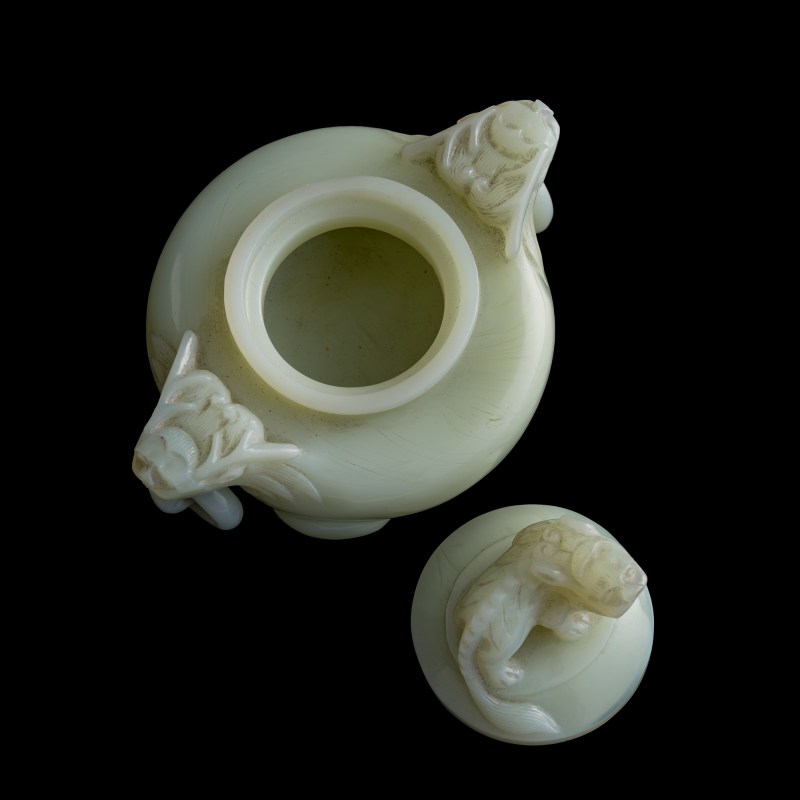十九世紀 料器獅鈕蓋爐 | A Chinese glass covered censer with lion finial, 19th century - 图6