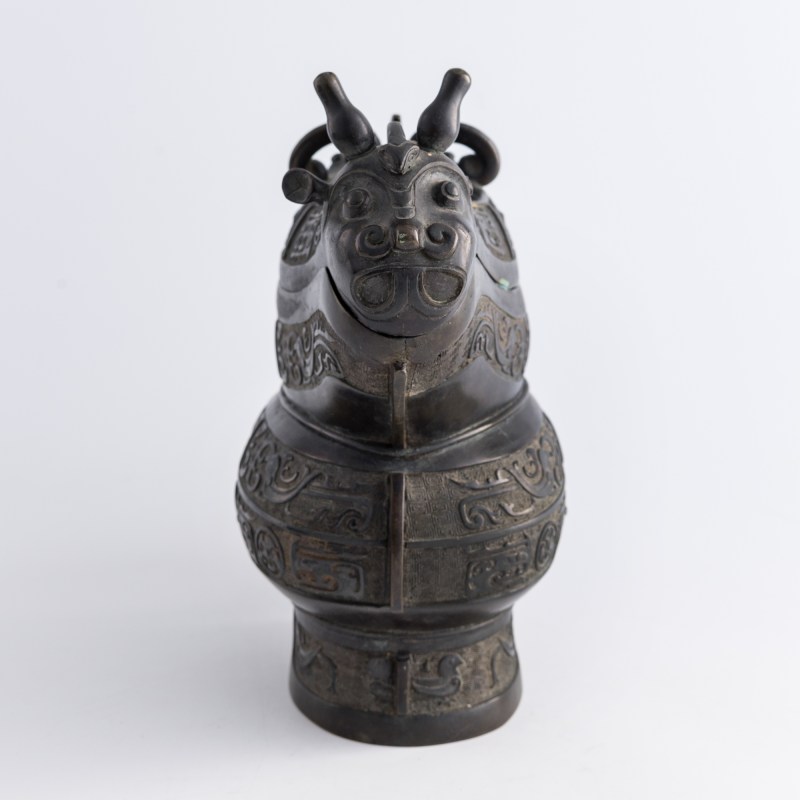 明代 銅饕鬄紋觥 | A Chinese bronze taotie-decorated gong vessel, Ming dynasty - 图3