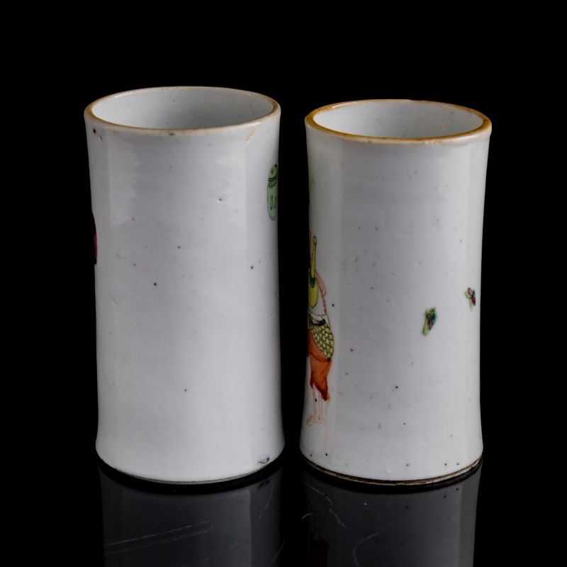 十九世紀早 粉彩八仙筆筒兩隻 | Two Chinese famille rose 'Eight Immortals' brushpots, early 19th century - 图3