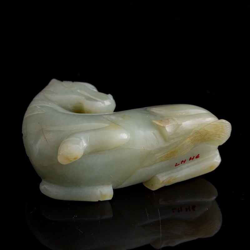 清代 玉雕馬上封候及玉蓮挂墜 | A Chinese jade 'monkey on horseback' carving and lotus pendant, Qing dynasty - 图8