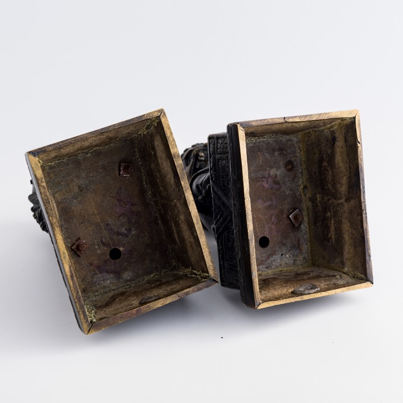 十九世紀早 銅京獅一對 | A pair of Chinese bronze Peking lions, early 19th century - 图9