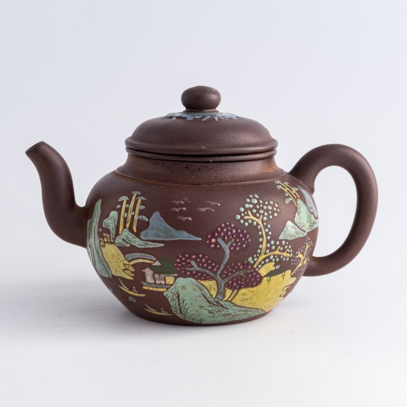 清代 邵正來款紫砂加彩山水壺 | A Chinese enameled Yixing zisha 'landscape' teapot, Qing dynasty