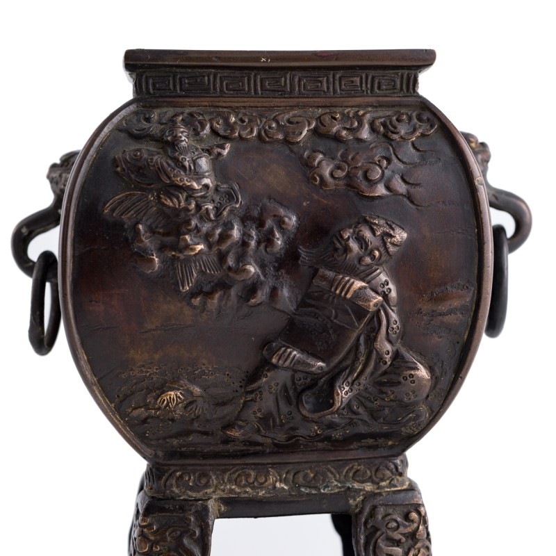 十八世紀 銅人物四足熏爐 | A Chinese bronze four-legged figural censer, 18th century - 图6