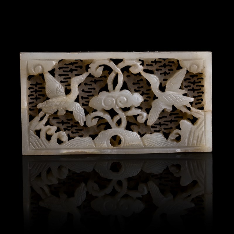 明代 白玉鏤雕雲鶴帶板 | A Chinese white jade openwork 'clouds and cranes' belt plaque, Ming dynasty - 图1