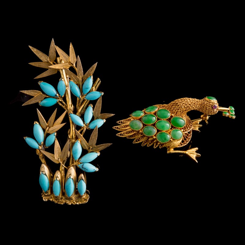 二十世紀早 翡翠胸針及綠松石胸針 | A Chinese jadeite brooch and a turquoise brooch, early 20th century