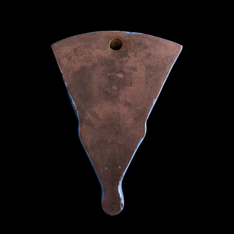 十九世紀 紫砂加彩詩文扇形壁瓶 | A Chinese polychrome-enameled Yixing stoneware fan-form wall vase, 19th century - 图2