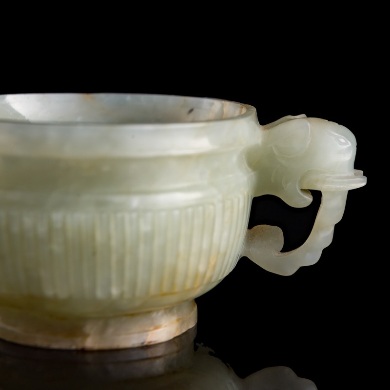 十八世紀 白玉象耳爐 | A Chinese white jade censer with elephant handles, 18th century - 图7