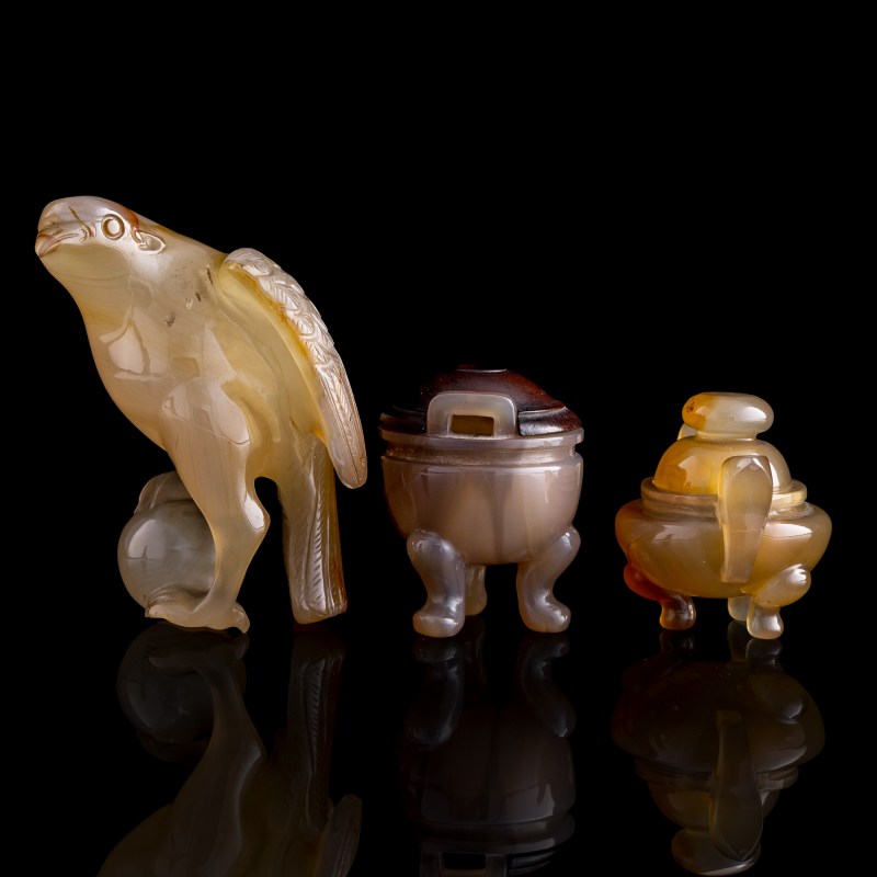 十八/十九世紀 各式瑪瑙三件 | Three assorted Chinese agate objects, 18th/19th century - 图2