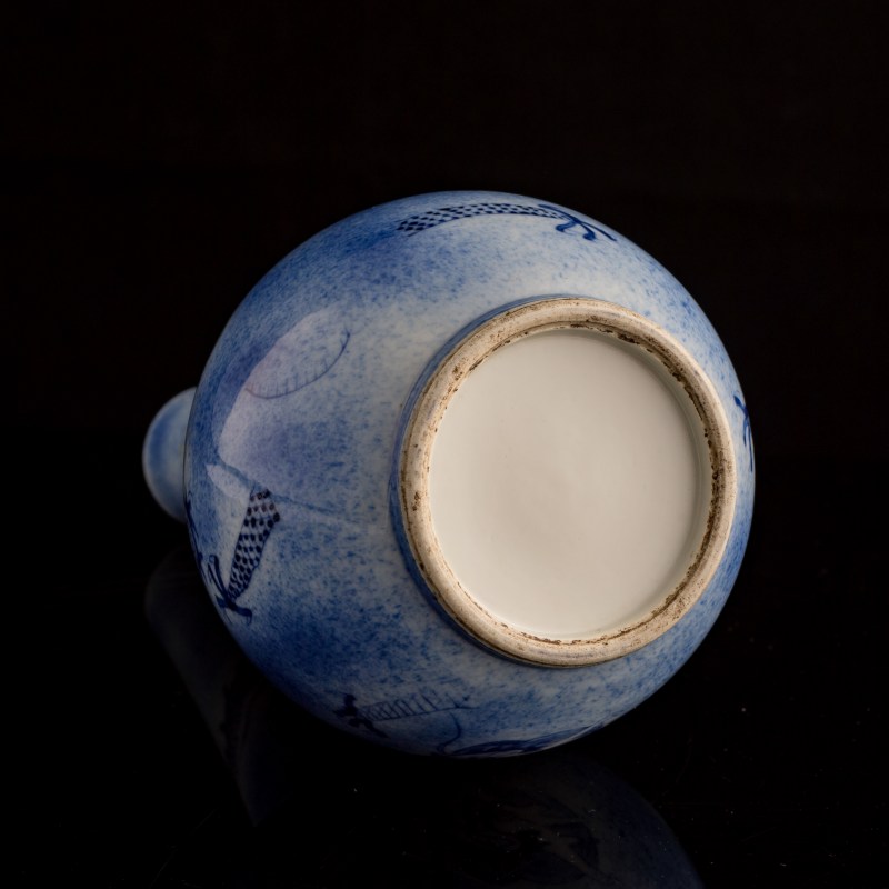 十九世紀 青花雲龍紋瓶 | A Chinese blue and white 'dragon and clouds' vase, 19th century - 图8