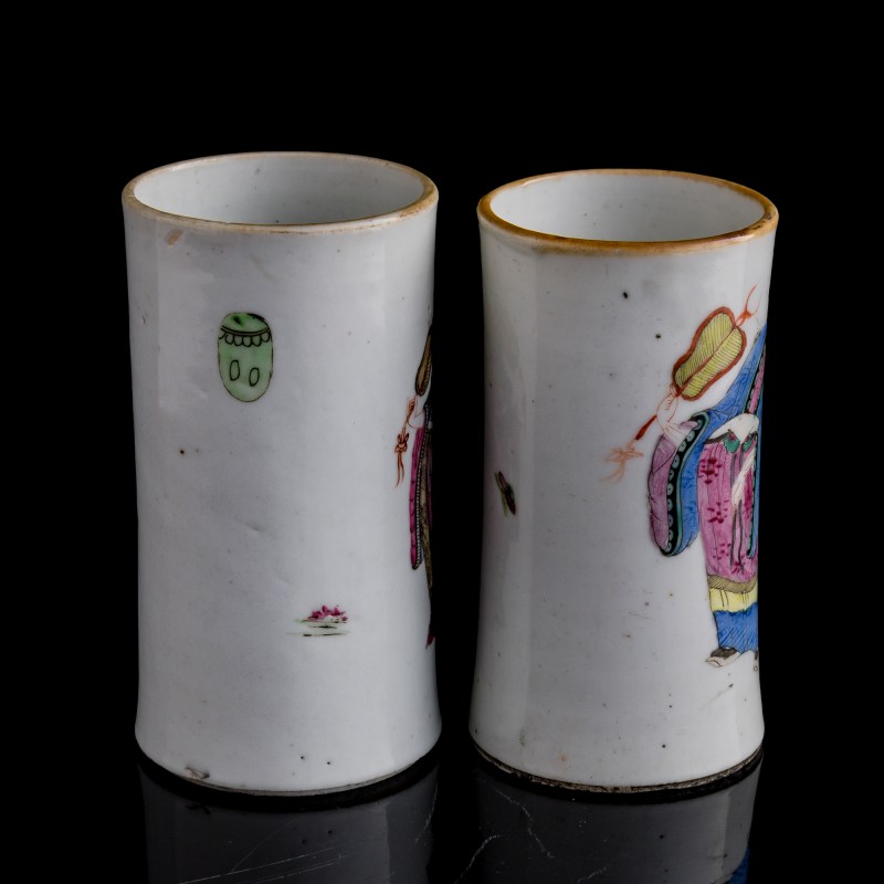 十九世紀早 粉彩八仙筆筒兩隻 | Two Chinese famille rose 'Eight Immortals' brushpots, early 19th century - 图4