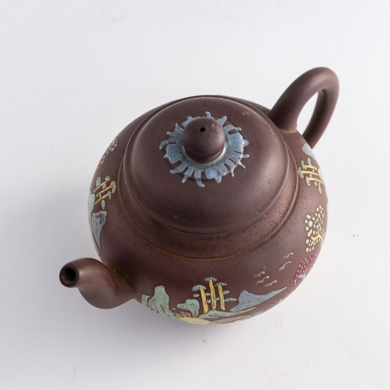 清代 邵正來款紫砂加彩山水壺 | A Chinese enameled Yixing zisha 'landscape' teapot, Qing dynasty - 图5