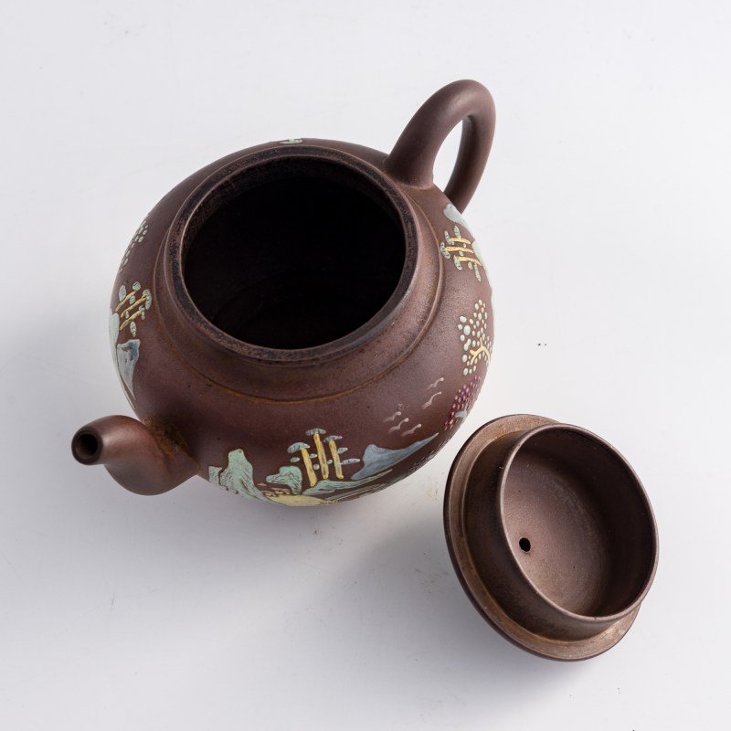 清代 邵正來款紫砂加彩山水壺 | A Chinese enameled Yixing zisha 'landscape' teapot, Qing dynasty - 图6