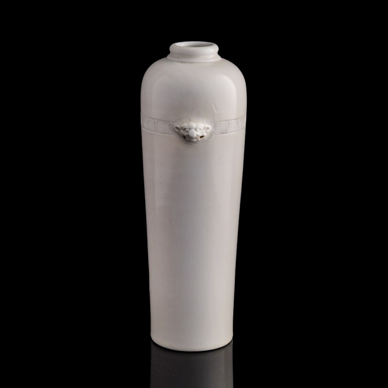 十八世紀 德化鋪首瓶 | A Chinese Dehua vase with beast-mask handles, 18th century - 图4