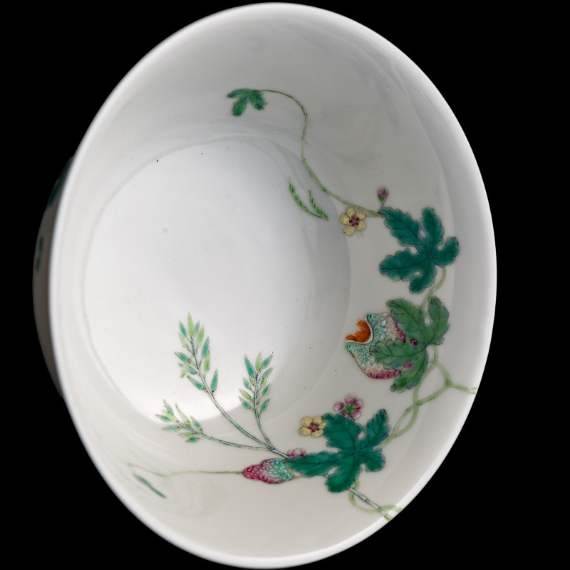 清道光 樂古堂制粉彩癩瓜紋碗一對（附錦盒） | A pair of Chinese famille rose 'melon' bowls, Daoguang period, Qing dynasty - 图10