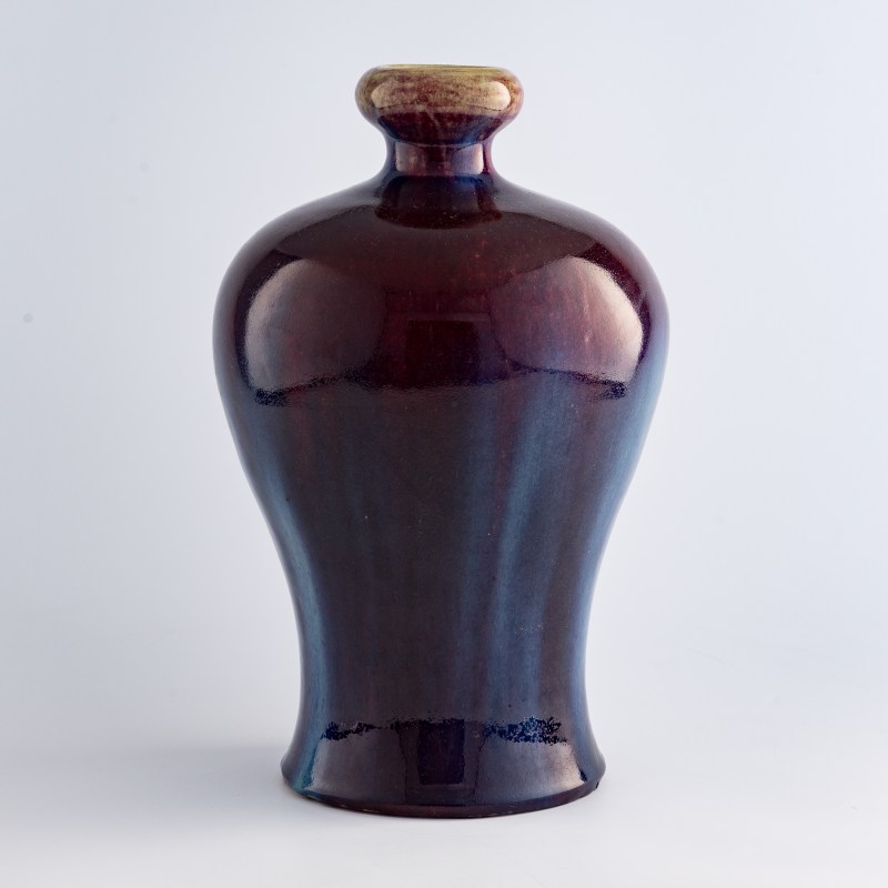 十九世紀早 窑變釉梅瓶 | A Chinese flambe-glazed meiping vase, early 19th century - 图2