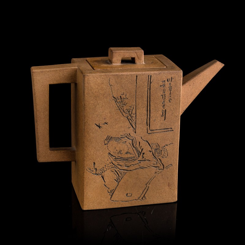 民國 逸雲主人刻、淦成款段泥人物詩文四方磚形壺 | A Chinese Duanni 'figural' and 'inscription' teapot, Republic period