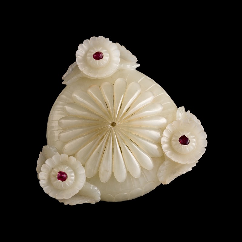 清乾隆 白玉痕都斯坦蓋爐(附1981年購買票據） | A Chinese white jade Mughal-style covered censer, Qianlong period, Qing dynasty - 图7