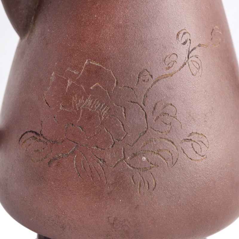 清代/民國 雲石刻、蓮生及彭年款紫砂刻花卉詩文壺 | A Chinese Yixing zisha 'floral' and 'inscription' teapot, Qing dynasty/Republic period - 图5