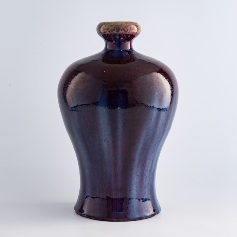 十九世紀早 窑變釉梅瓶 | A Chinese flambe-glazed meiping vase, early 19th century - 图4