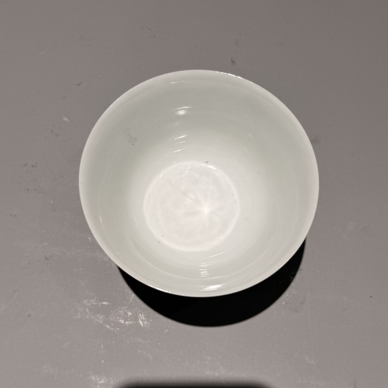 清道光 粉彩折枝花卉纹茶碗(带原木座) - 图5