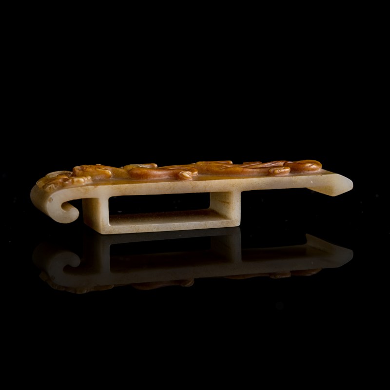 明代 玉雕螭龍劍飾 | A Chinese carved jade 'chilong' sword fitting, Ming dynasty - 图6