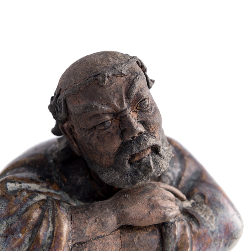 清代 石灣窑達摩坐像 | A Chinese Shiwan seated figure of Bodhidharma, Qing dynasty - 图7